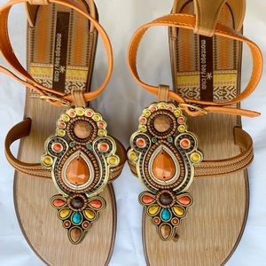 Montego Bay Club multicolor jewel Sz 8